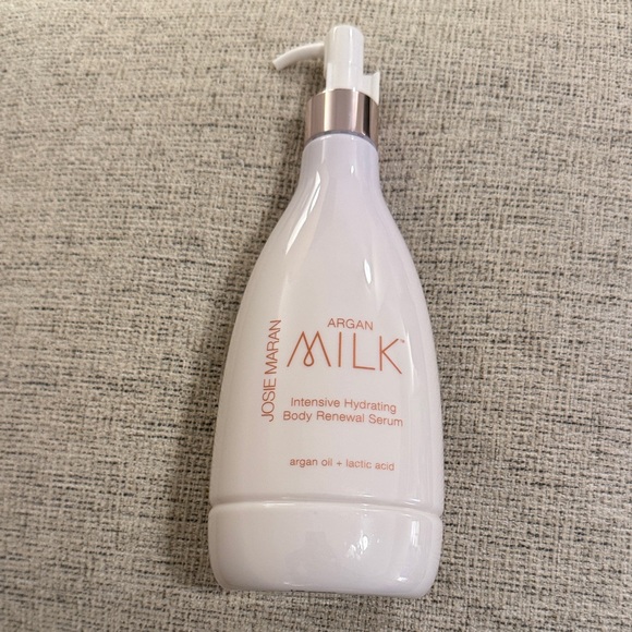 JOSIE MARAN Other - JOSIE MARAN Argan Milk Intensive Hydrating Body Renewal Serum